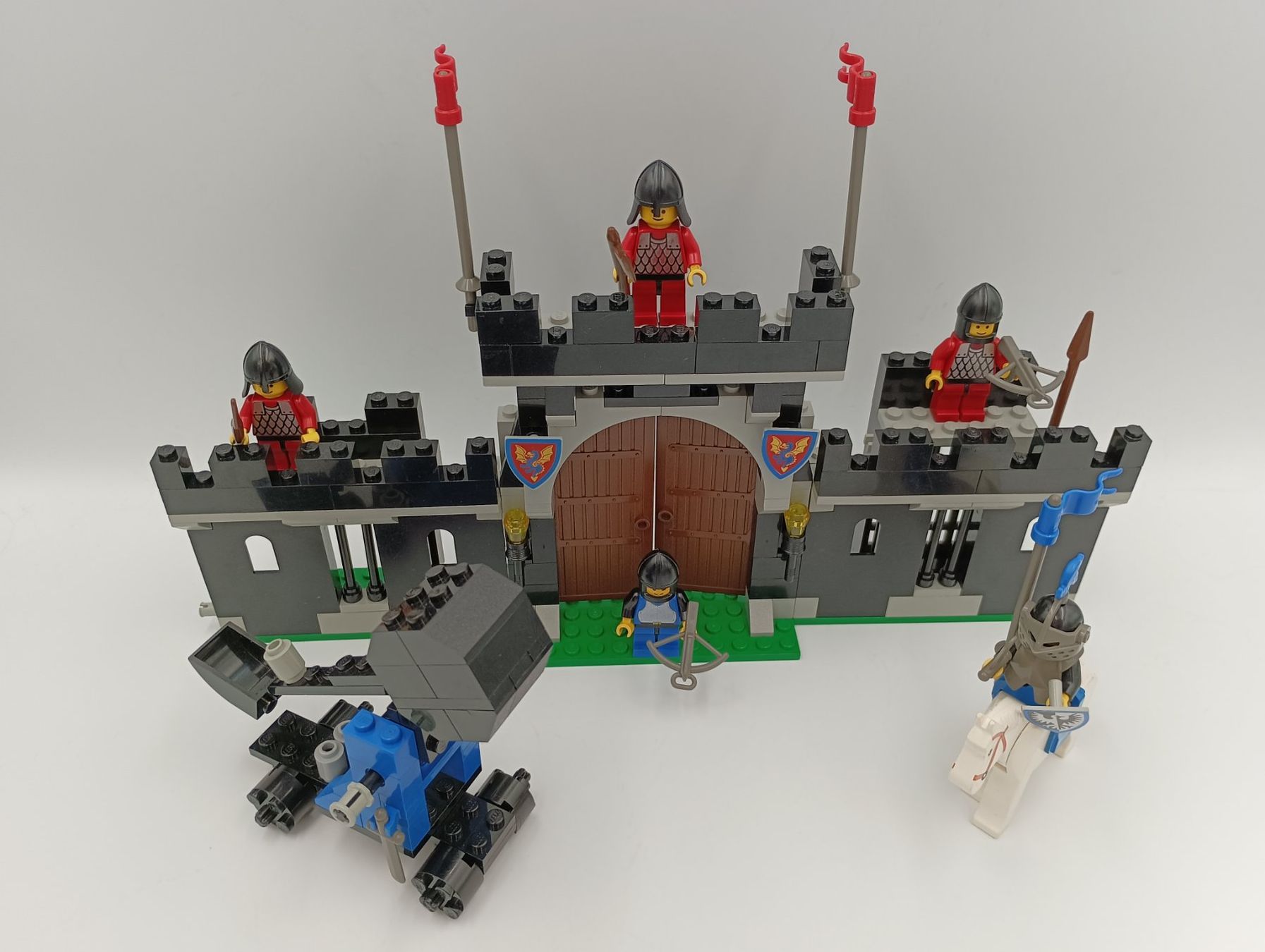 Lego Giocattoli: 6059 Knight's Stronghold – Usato da Bremgarten AG venduto da redstar69 1