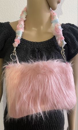 Pinke Fell Handtasche mit Blumen, neuwertig, Top Zustand!