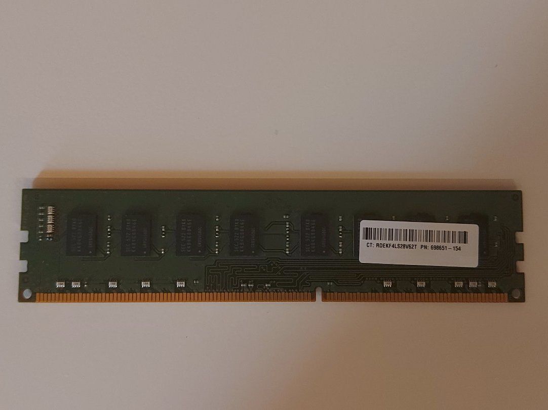 Samsung Memoria / RAM: 1 x Samsung RAM 8GB Riegel – Difettoso da Scuol venduto da obikey 1