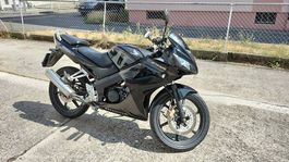 A Vendre Moto Honda CBR 125 R