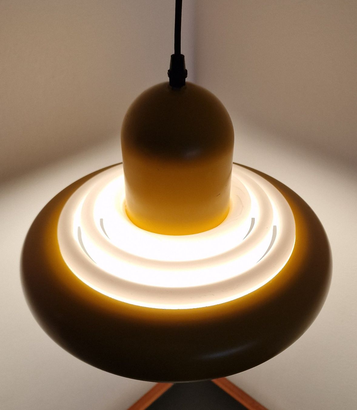 Kronleuchter & Deckenlampen: Dänisches Space Age Design, Deckenleuchte, Knud Christensen – Gebraucht aus St. Gallen von chambredirecte 1