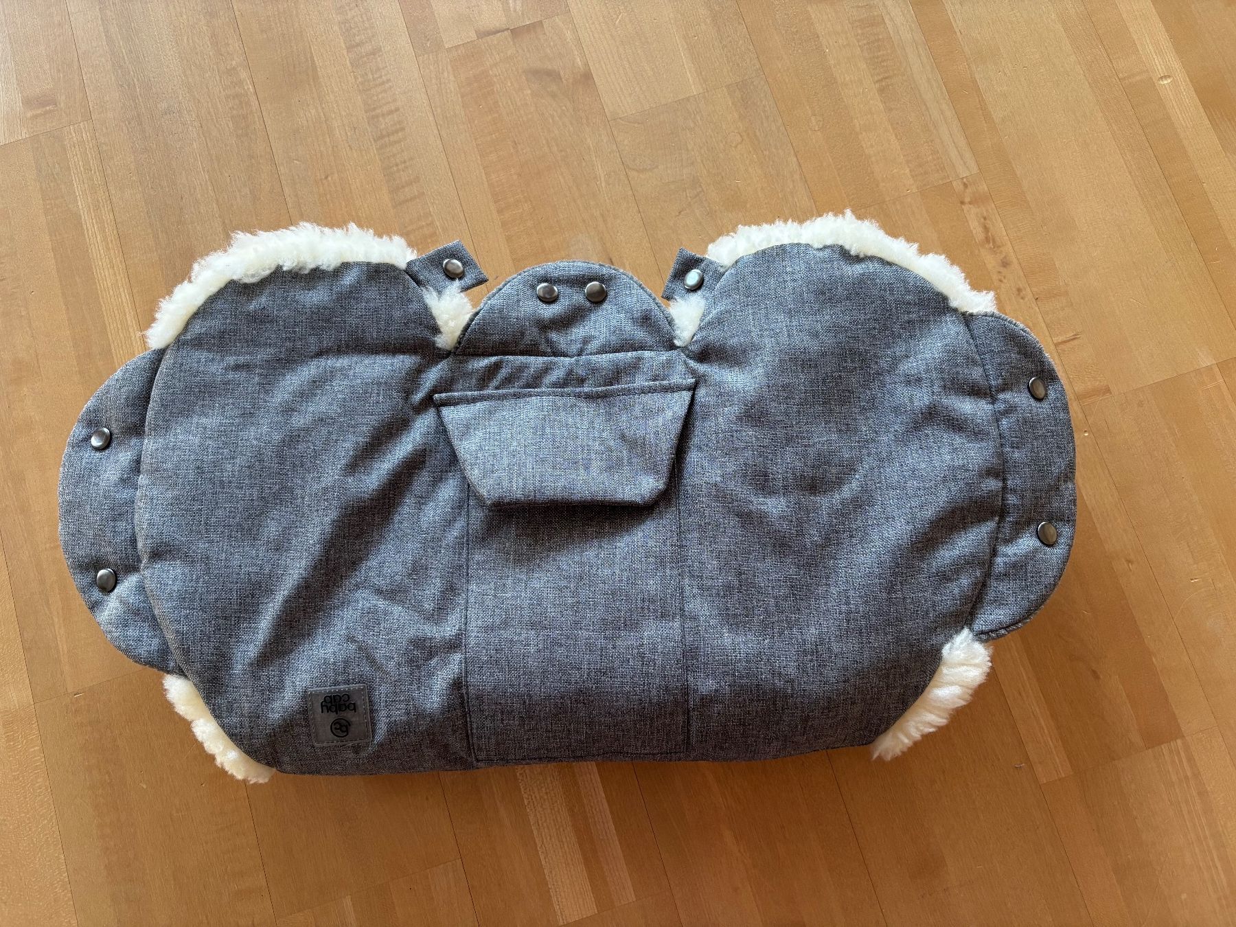 Sonstige Kleidung & Accessoires: Babycab Lammfell-Handwärmer – Neu (gemäss Beschreibung) aus Burgdorf von SandraVolkmer