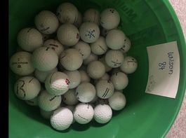 Golfbälle Wilson 84 Stk.