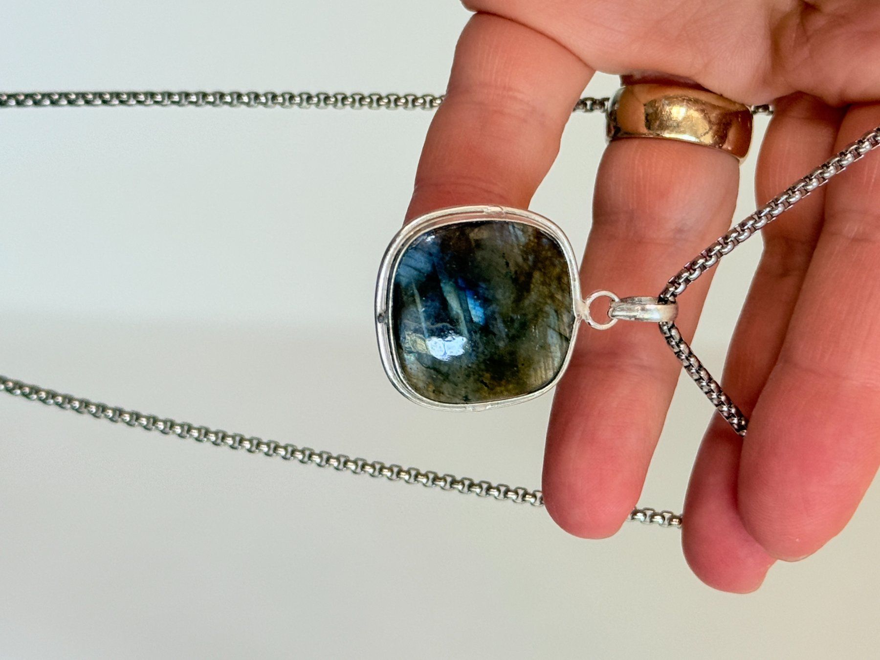 Ketten: Collier Labradorite neuf – Neu und originalverpackt aus Genève von AWWA 5