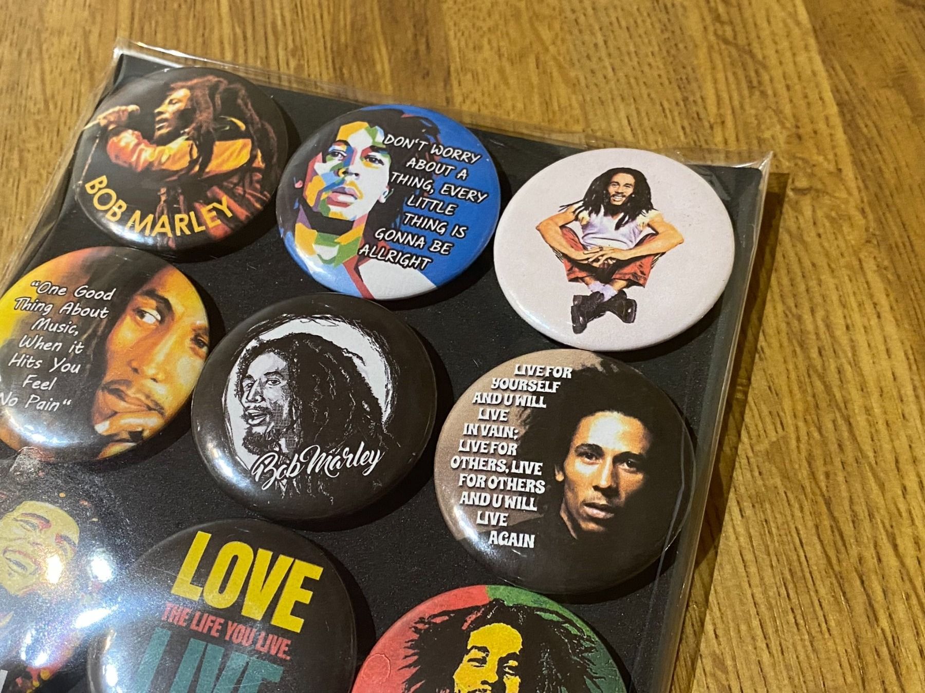 Placchette & Badge: Bob Marley Magnete – Nuovo (secondo la descrizione) da Basel venduto da FatCatPacksTheRatt 4