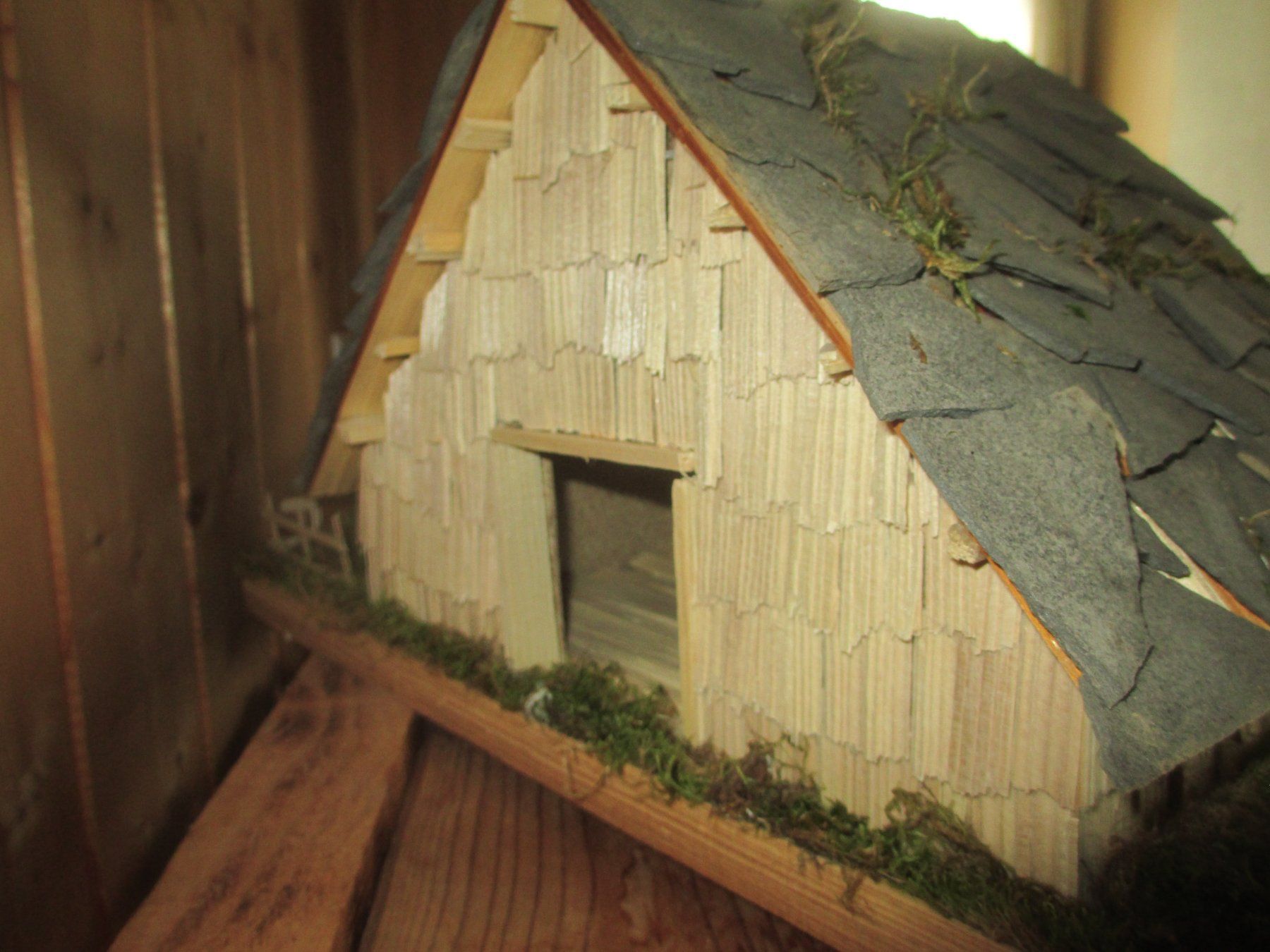 Tutte le decorazioni: Krippen Chalet – Nuovo (secondo la descrizione) da Hasle LU venduto da Flamme6 4