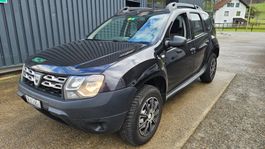 2015 Dacia Duster 1.2, 8 Fach, Navi