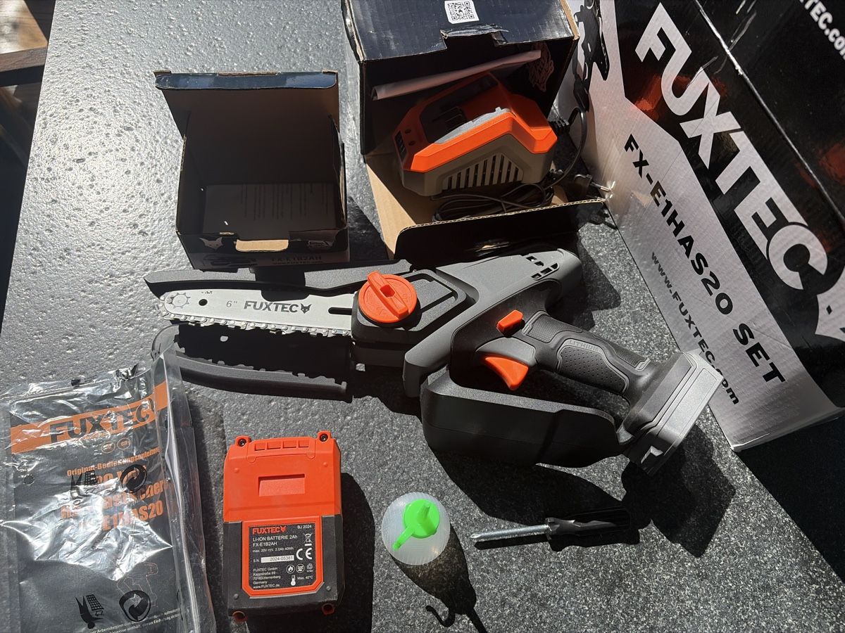 Fuxtec Tous les outils: Fuxtec 20V Handastschere FX-E1HAS20SET - NEU – Neuf avec emballage d'origine à Binningen par Rhylax