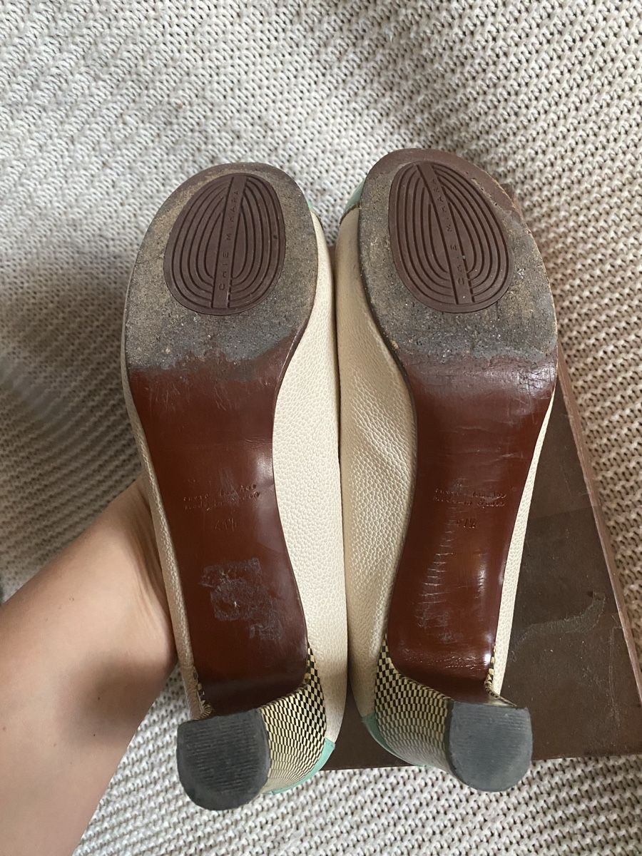Chie Mihara Scarpe da donna: Escarpins Chie Mihara 41½ cuir   – Usato da Geneve venduto da Monthoux13 2