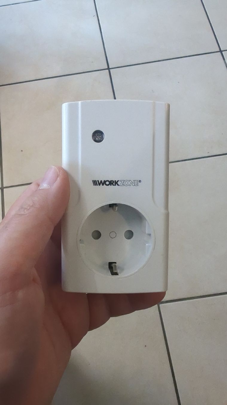 Interruttori: Workzone Timer Switch - EU Plug – Usato da Etzgen venduto da Brato4452