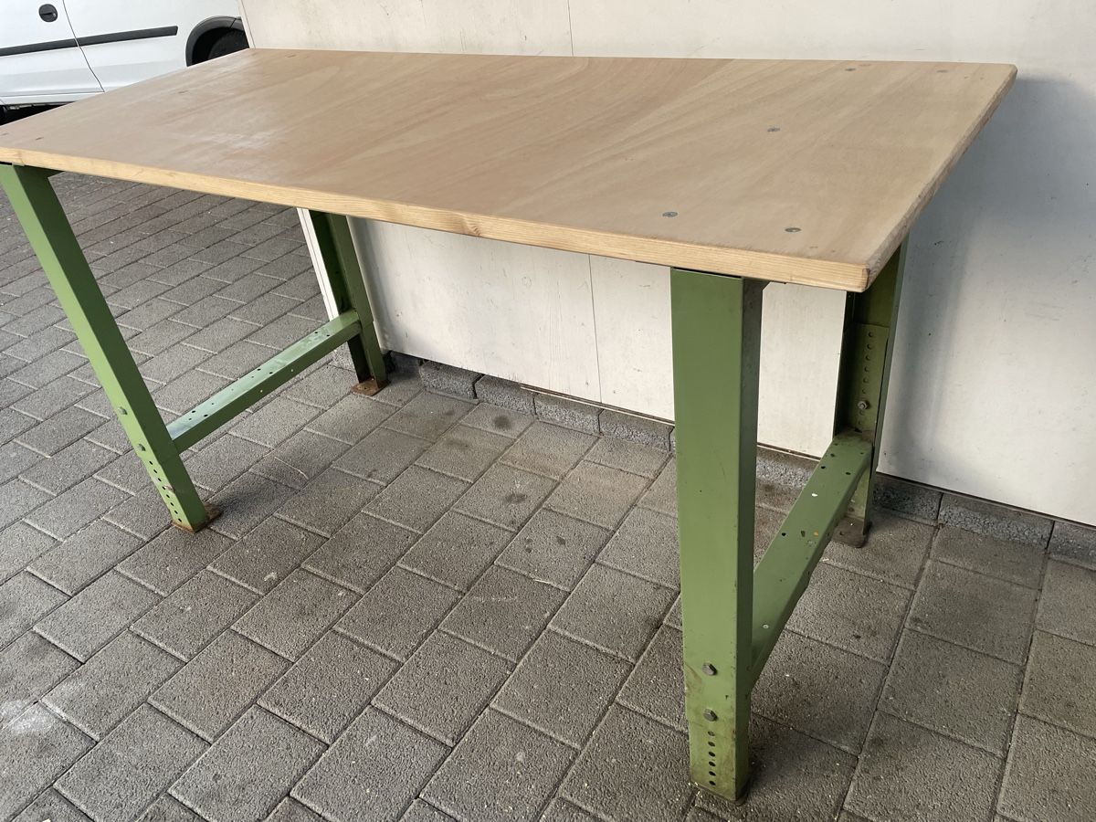 Lista Banchi da lavoro: Werkbank Tisch – Usato da Erlinsbach SO venduto da Demonja 1