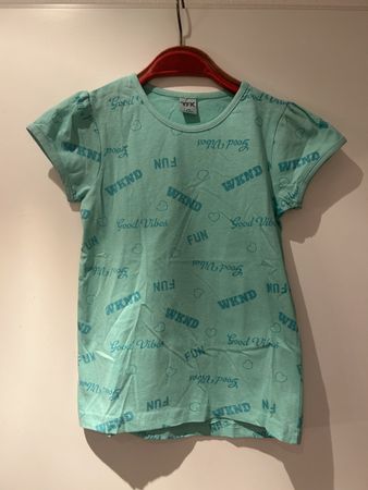 Schönes Tshirt Gr. 128, Neu