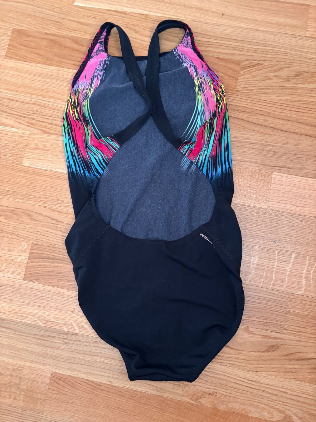 Adidas Maillots de bain & Bikinis: Maillot de bain Adidas taille 36 – Neuf (Voir description) à Veyrier par MargaritaR 1
