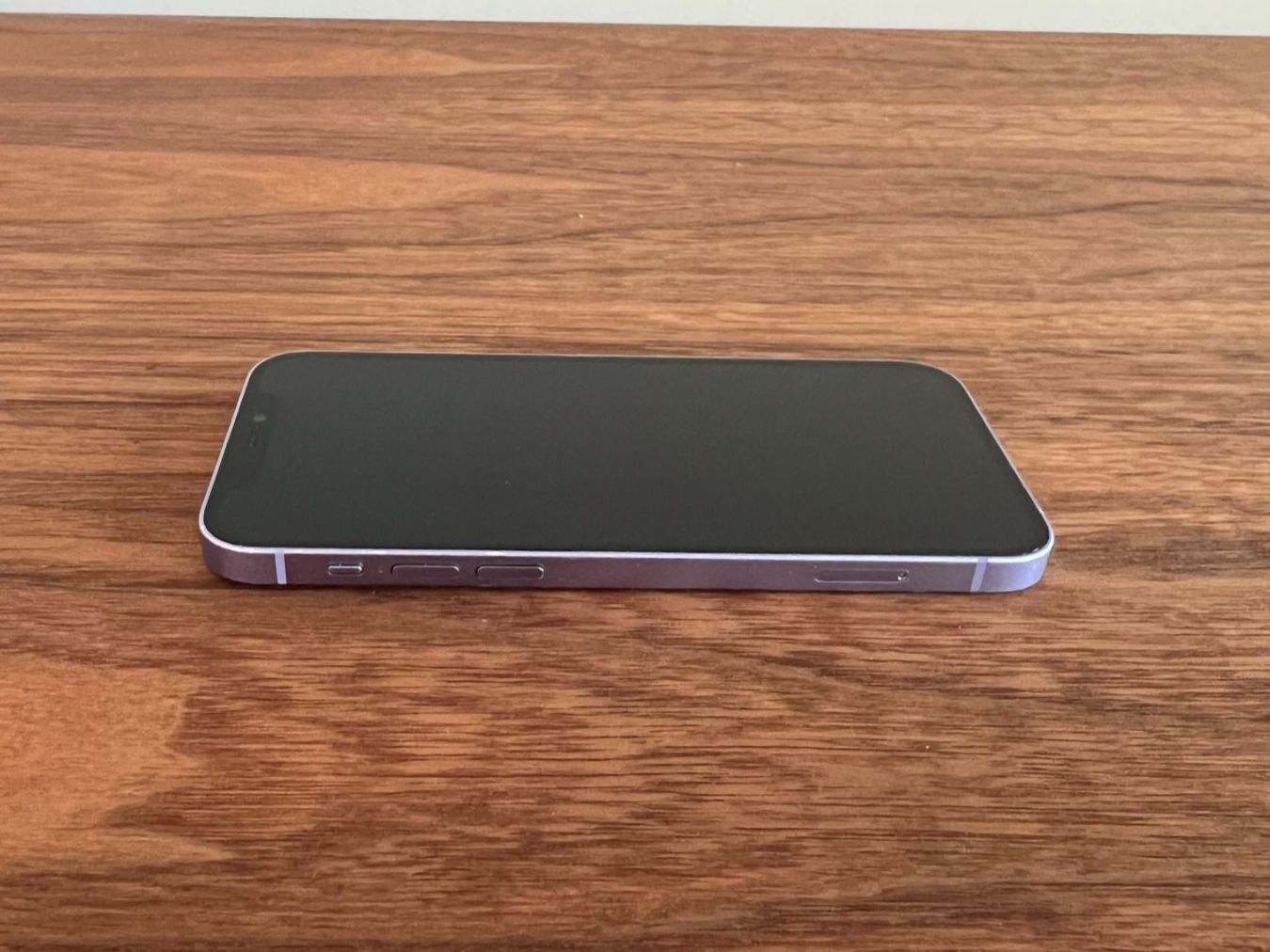 Apple Telefoni cellulari / Smartphones: Apple iPhone 12 128GB Violett – Usato da Frauenfeld venduto da Par4n0rm4l 4