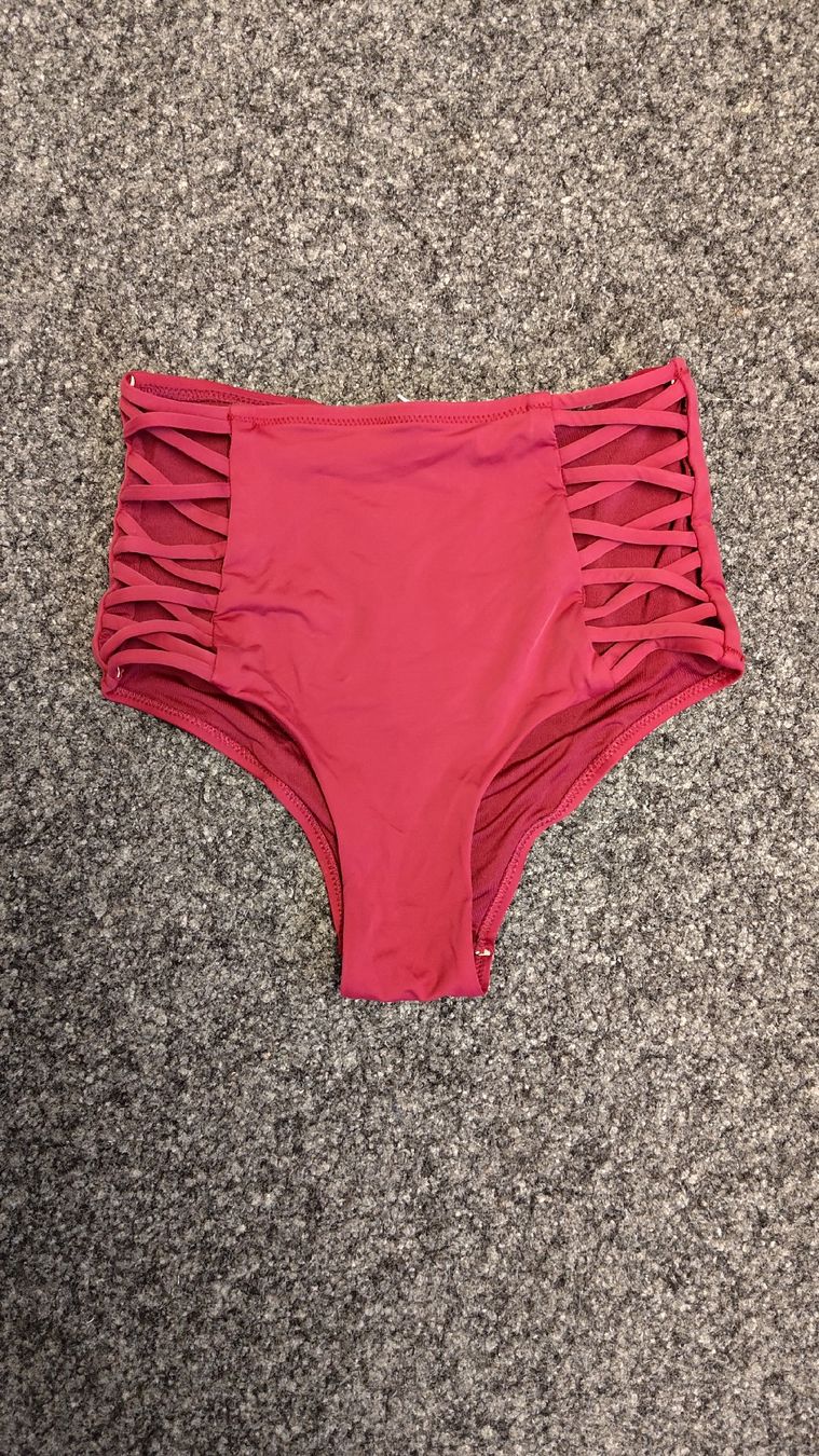 H&M Costumi da bagno & Bikini: Bikini Unterteil Grösse 40 / S – Usato da Schwerzenbach venduto da VityaCrafts