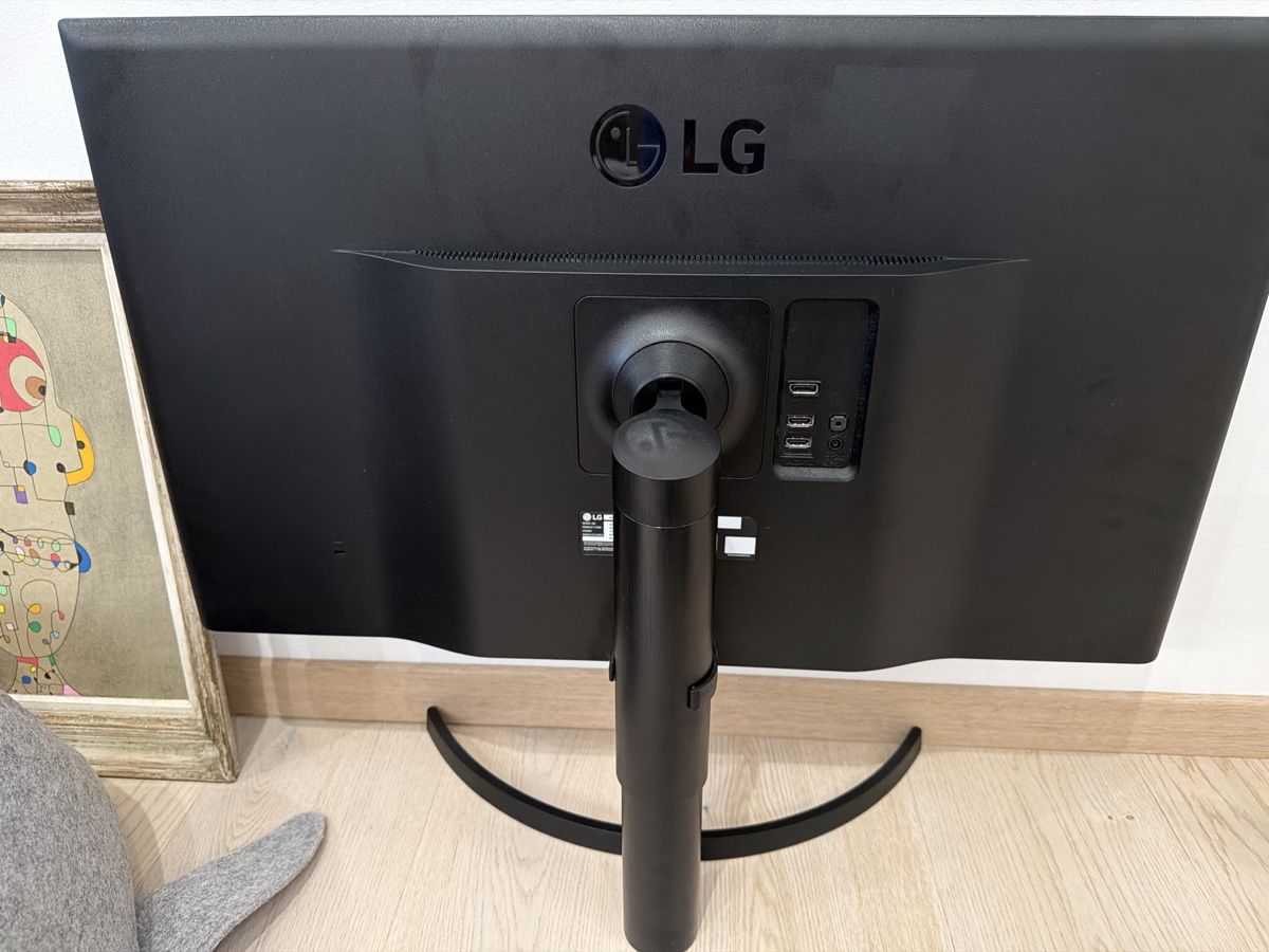 Monitore: Monitor LG 32UK550 32 4K – Gebraucht aus Mont-sur-Lausanne von sashwindow