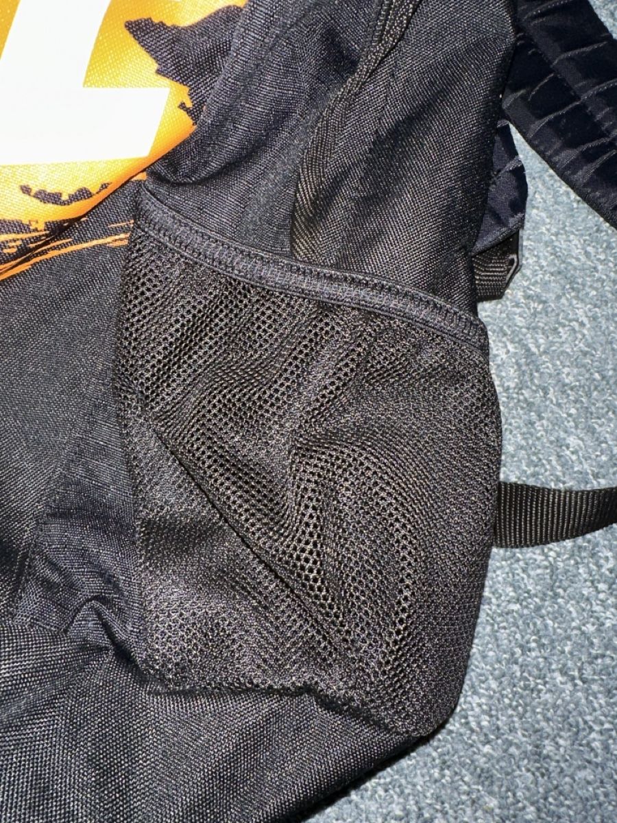 Nike Zaini: Nike Rucksack Schwarz Orange    – Usato da Baltschieder venduto da YmroBe 2