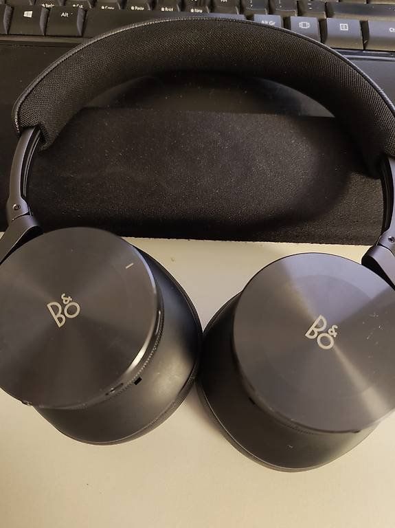 Bang & Olufsen Cuffie: Bang and Olufsen H95 – Usato da Maegenwil venduto da shopping4me 1