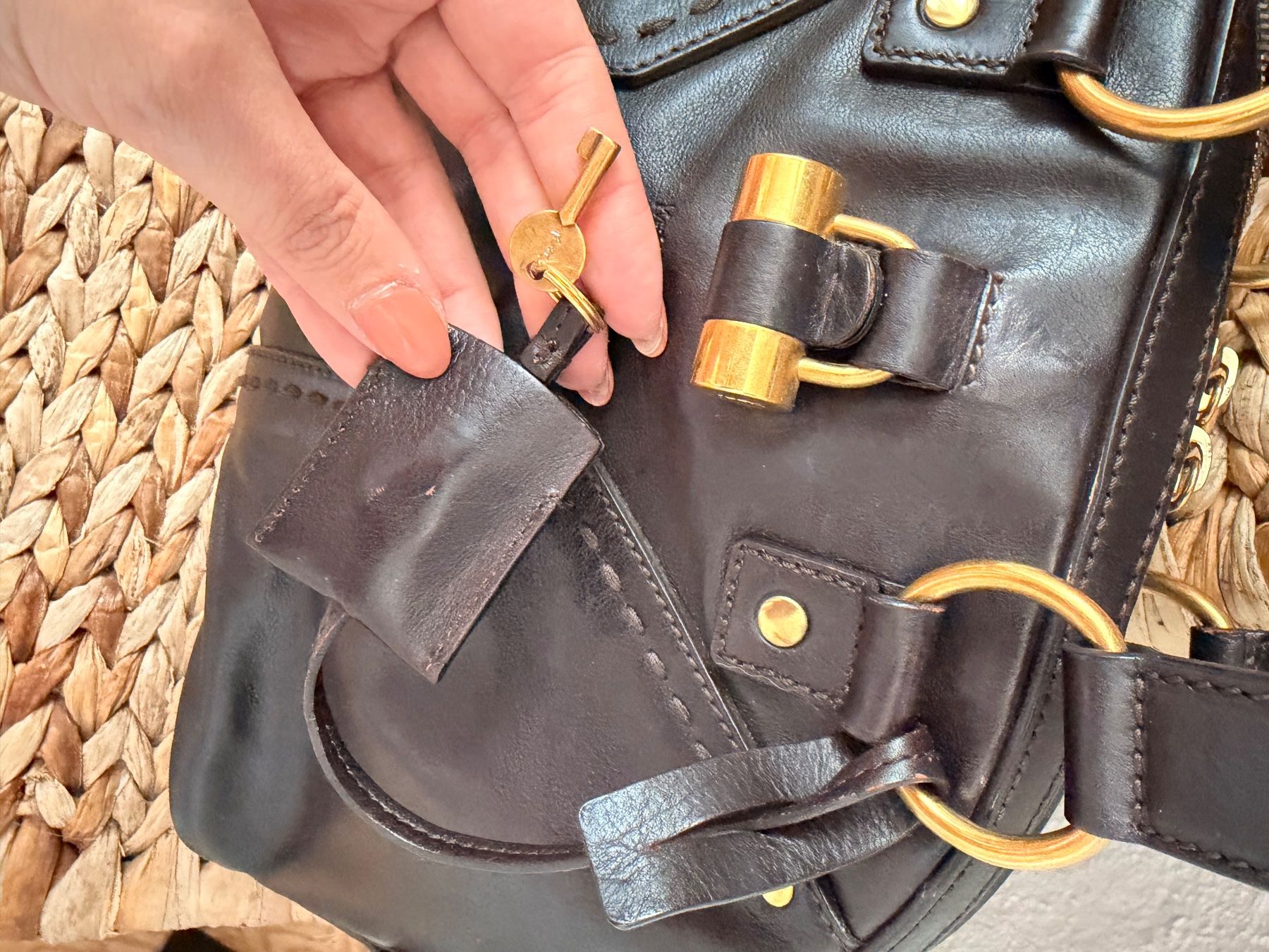 Saint Laurent Borse da donna: Yves Saint Laurant Muse Leder Handtasche – Usato da Samstagern venduto da flowergirlshop 2