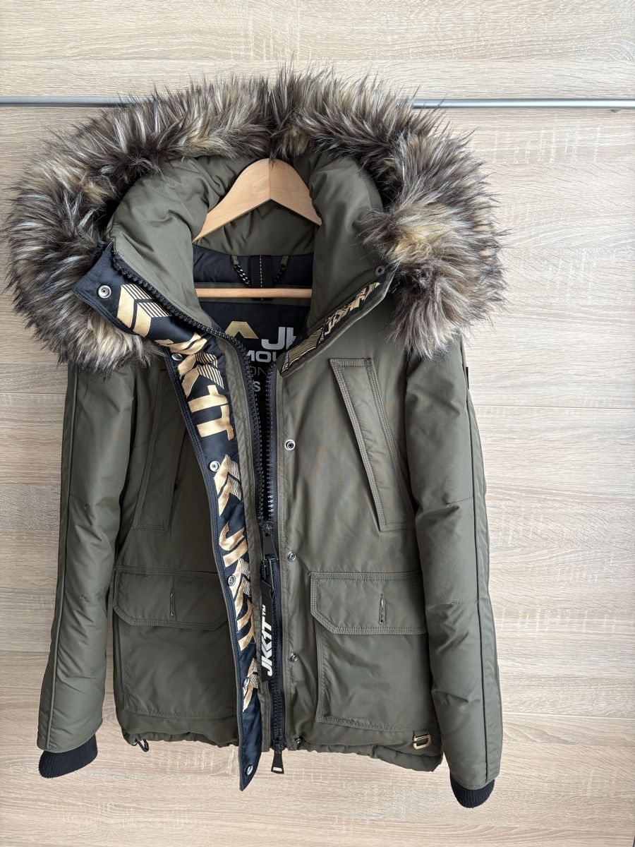 Cappotti: Jack1T Winterjacke Grösse S – Usato da Nürensdorf venduto da Yellowstone09 1