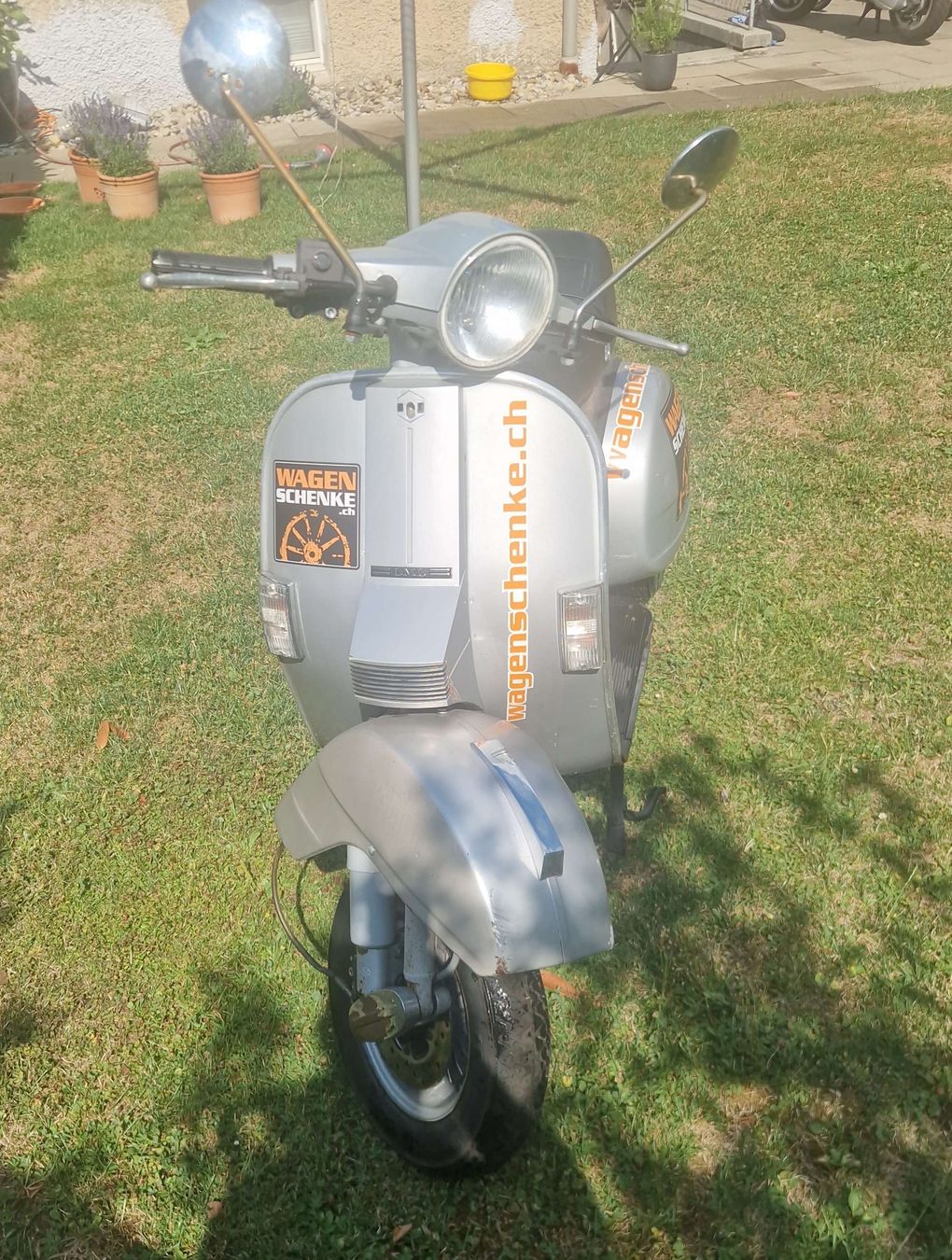 Covers & Schutzfolien: Scooter LML Deluxe 125 silber  – Defekt aus Romanshorn von Keller2011