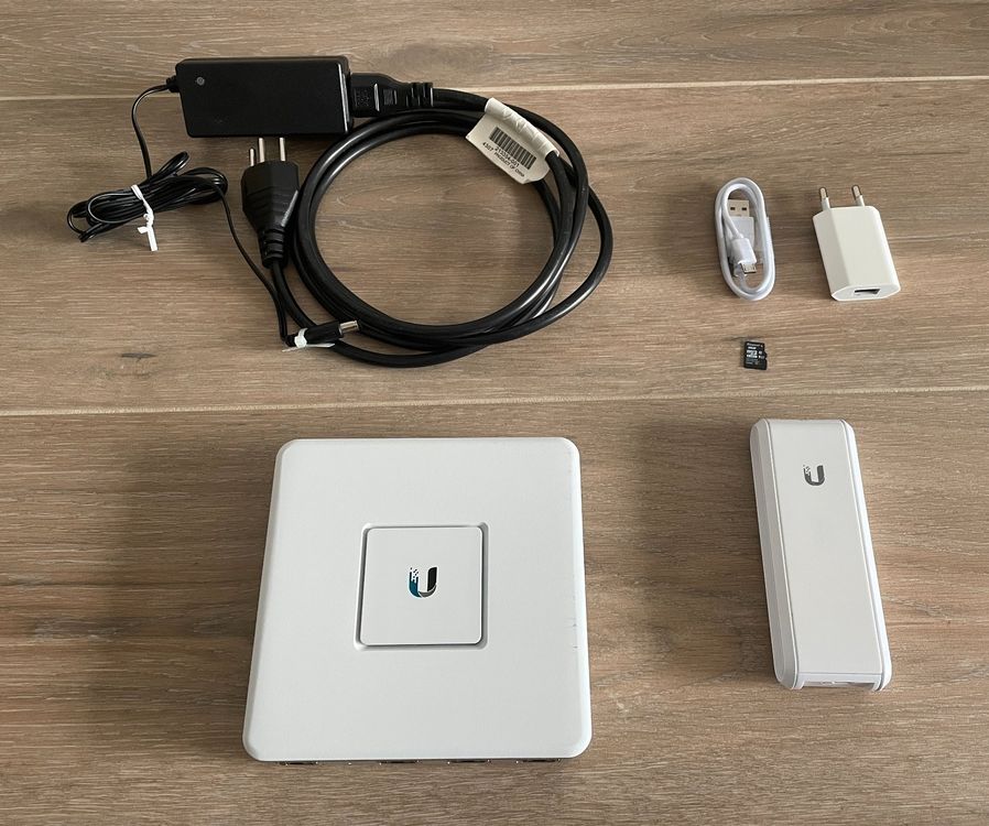 Ubiquiti UniFi Security Gateway USG + Cloud Key UC-CK (D'occasion) à ...
