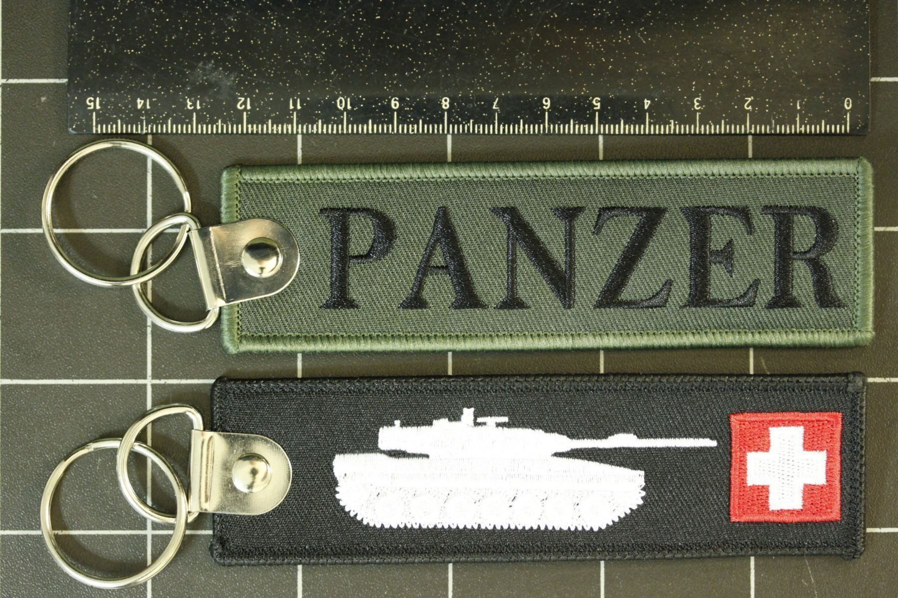Porte-clés: 2 porte Clefs PANZER – Neuf (Voir description) à La plaine par 762 1