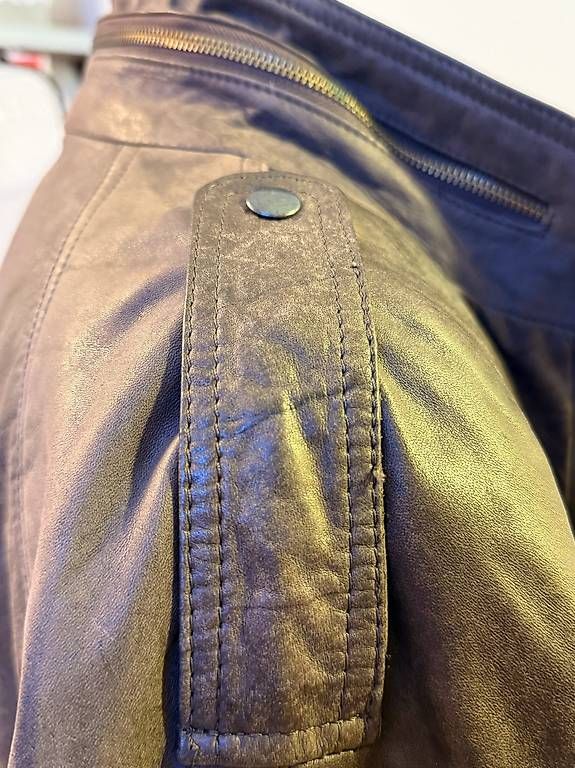 Giacche: Veste 3/4 cuir – Usato da Le Cerneux-Veusil venduto da Maraud01 4