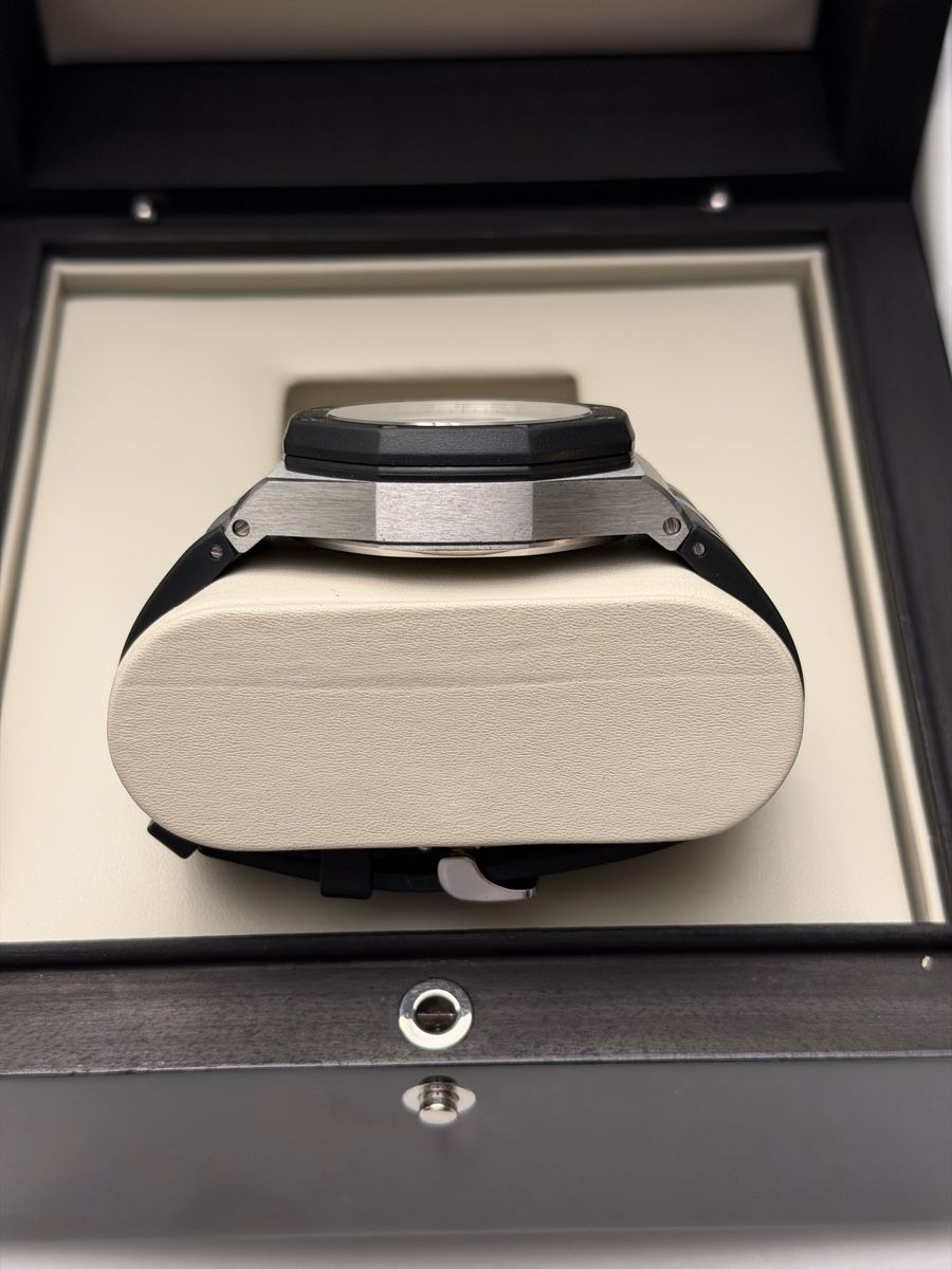 Audemars Piguet Orologi: Audemars Piguet Royal-Oak Offshore Fullset – Usato da Niederwangen BE venduto da Petropet 2