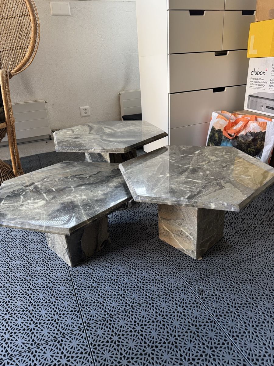 Tavoli: 3 Sechseck Wohnzimmer Tische – Usato da Romanshorn venduto da afullteapot 1