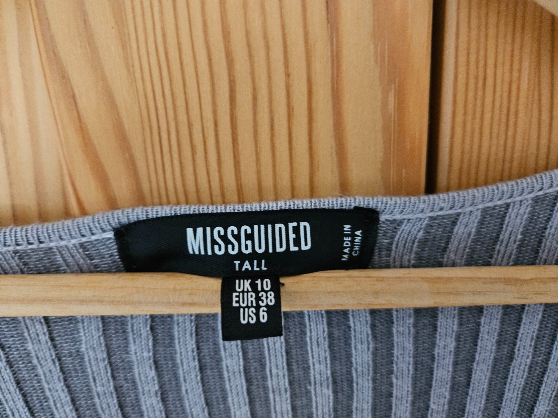 Giacche: Missguided Cardigan, Grau, Grösse 38 – Usato da Wettingen venduto da Sk8ertomda 3