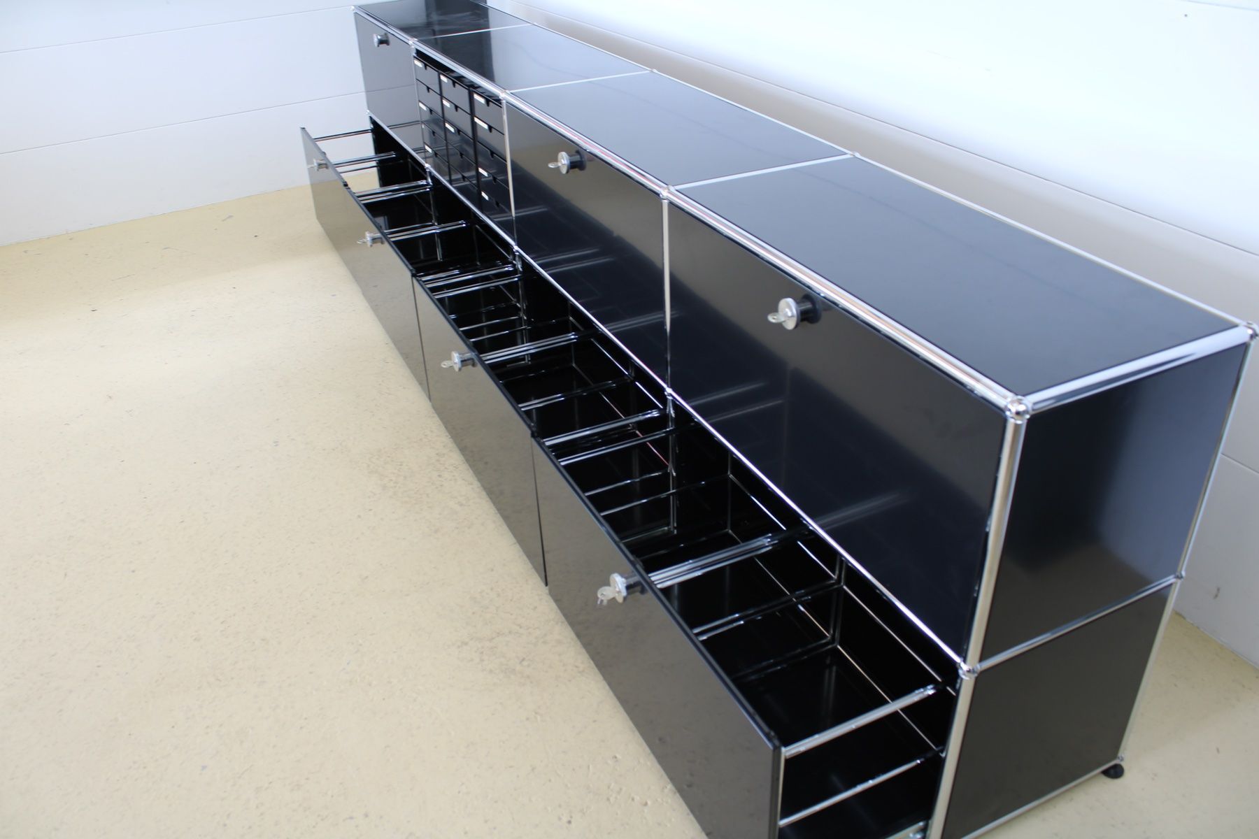 USM Cassettiere: Schönes USM Sideboard – Usato da Meinisberg venduto da atelier_TILIJA 7