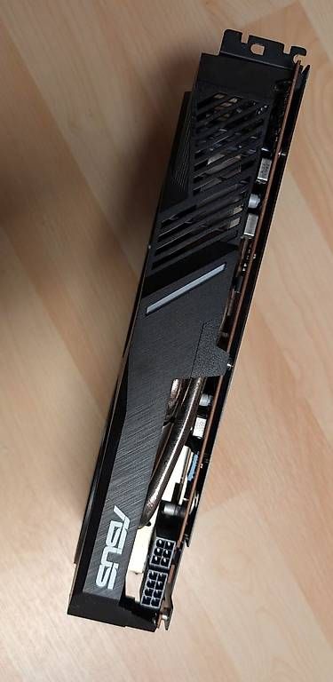 Asus Schede grafiche: ASUS Radeon RX 5700 8GB Dual EVO – Usato da St. Margrethen SG venduto da Stuzi1 1