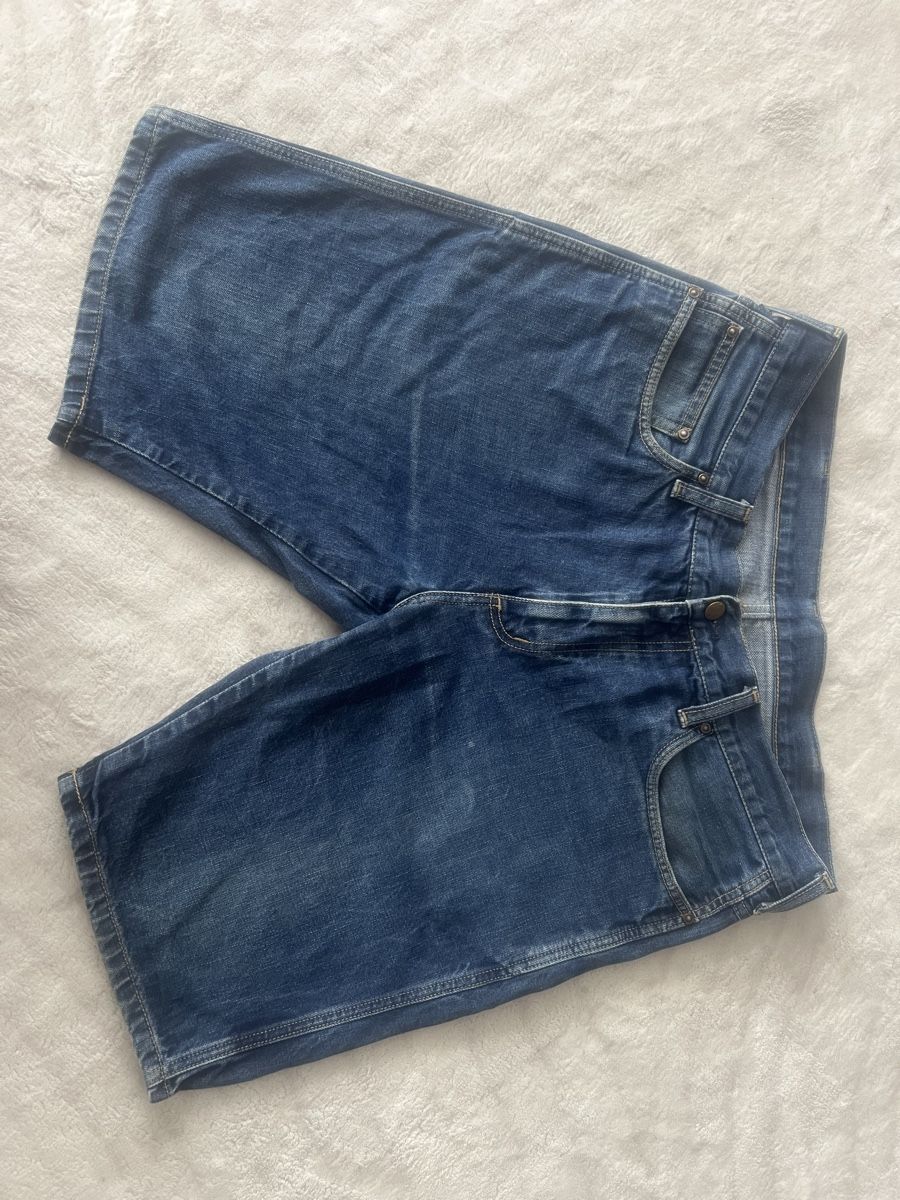 Carhartt Jeans: Carharrt short – Usato da Biel/Bienne venduto da val_m5my 1