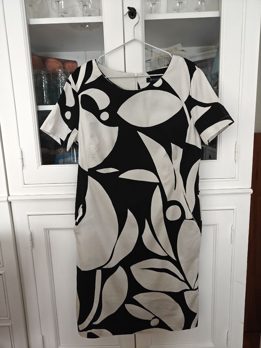 Robes: Kleid monochrome – Neuf (Voir description) à Frauenfeld par GalZ