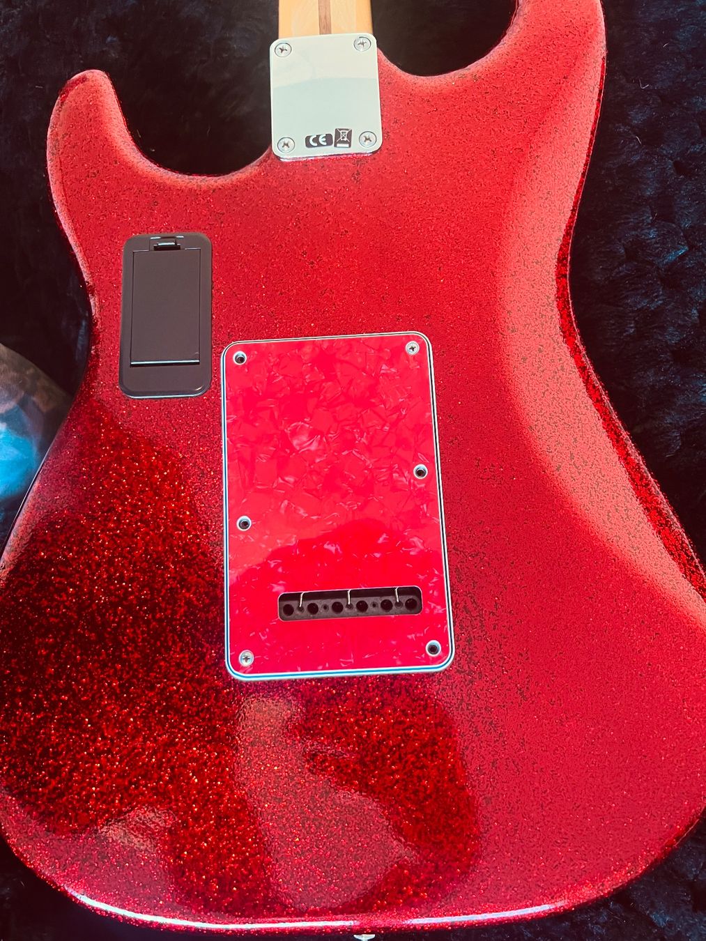 Fender Strumenti musicali: Fender stratocaster sparkle red – Usato da Monthey venduto da Jiji_99 6