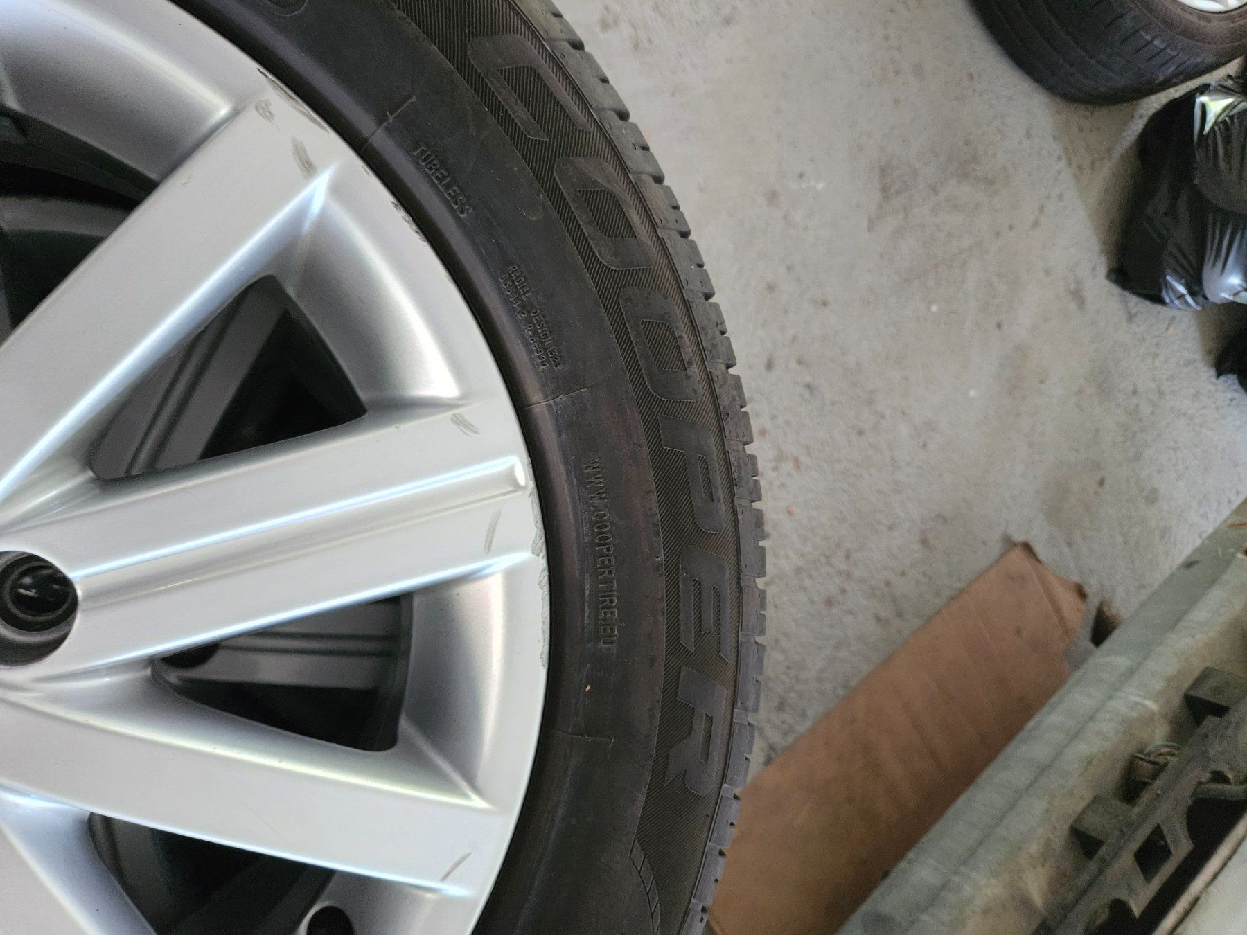 Volkswagen Pneus & Roues: Vende roue de VW Golf – D'occasion à Villeneuve VD par Halil_ 2