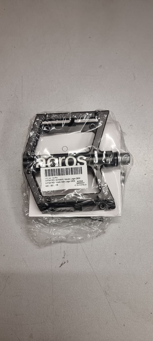 Ersatzteile: Acros Flat Pedal - Neu - Versand möglich  – Neu und originalverpackt aus Seon von Stibinio