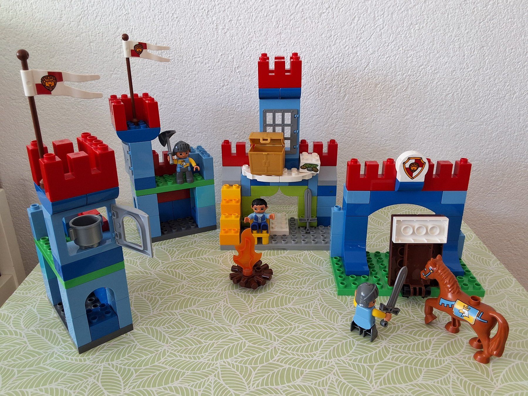 Lego Giocattoli: Lego Duplo Burg – Usato da Liebefeld venduto da moony4blue