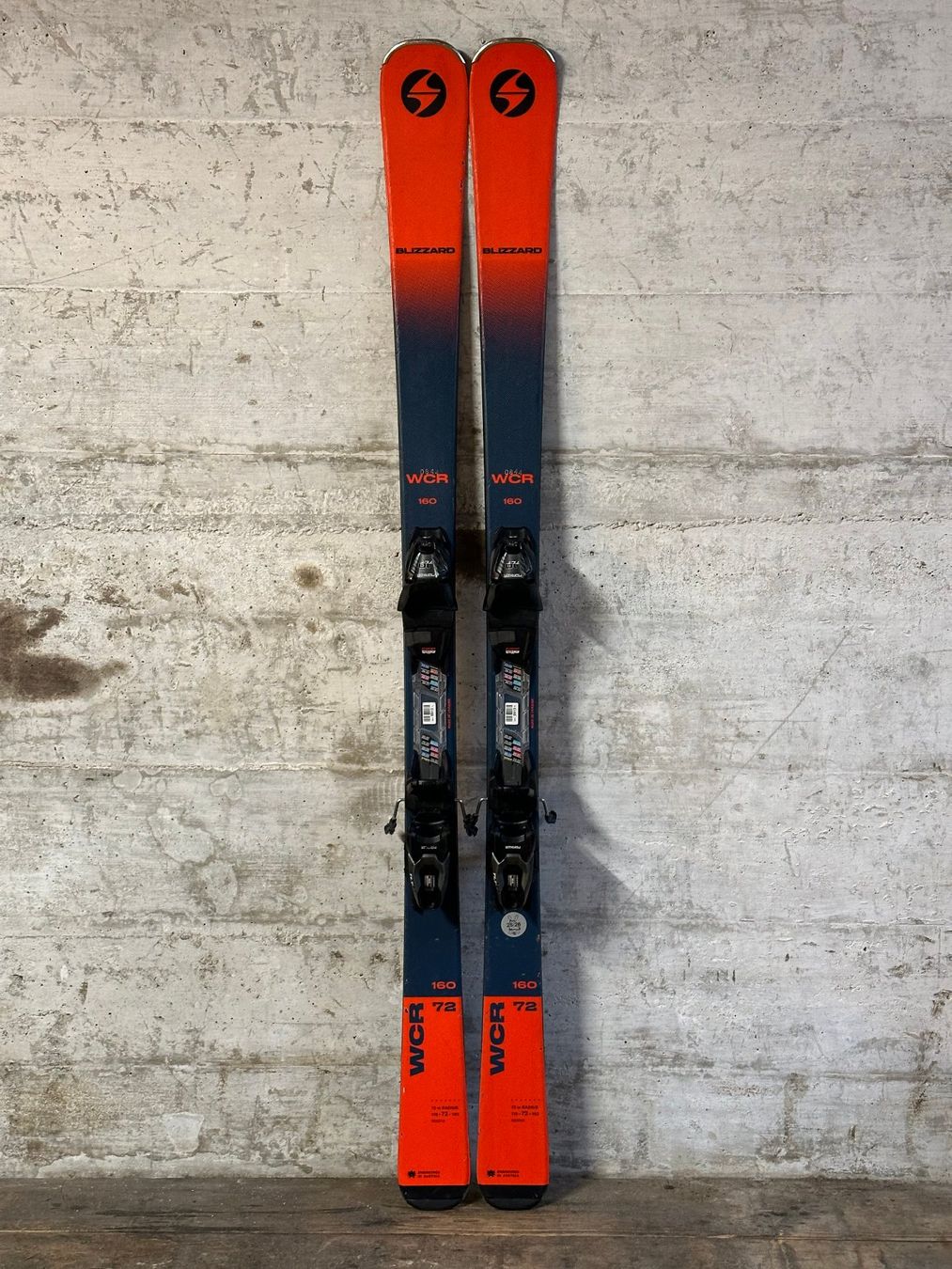 Blizzard Sci: Blizzard WCR Ski 160CM 2023 – Usato da Emmenbrücke venduto da karkarkar