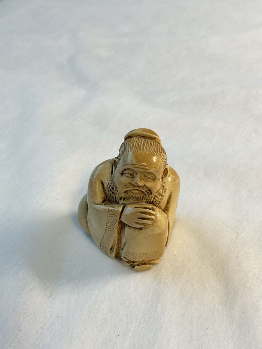Figurines: Ancien netsuké  – D'occasion à Malleray par Robot12 5