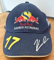 Kappe Red Bull Sauber Petronas mit Unterschrift Kimi Raikkon