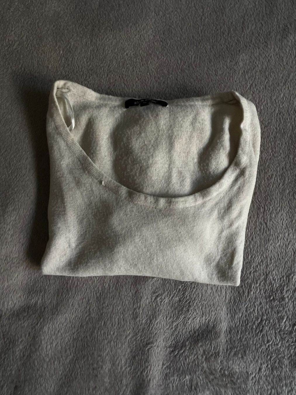 Top: Pull fin, taille M, idéal pour le printemps! – Usato da Sion venduto da Kitty_Kat 3