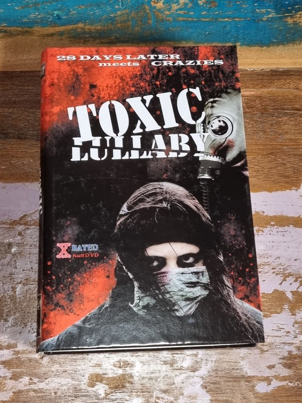 Tutti i DVDs: Toxic Lullaby, DVD grosse Hartbox Horror – Usato da Winterthur venduto da Belzarek
