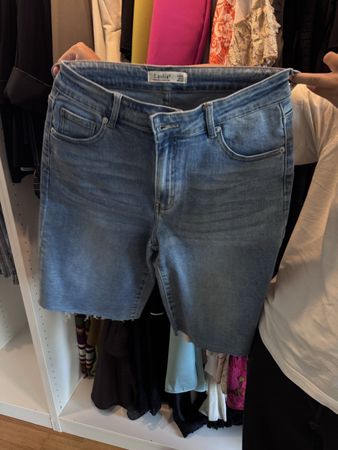 Short en jean bleu, bon état