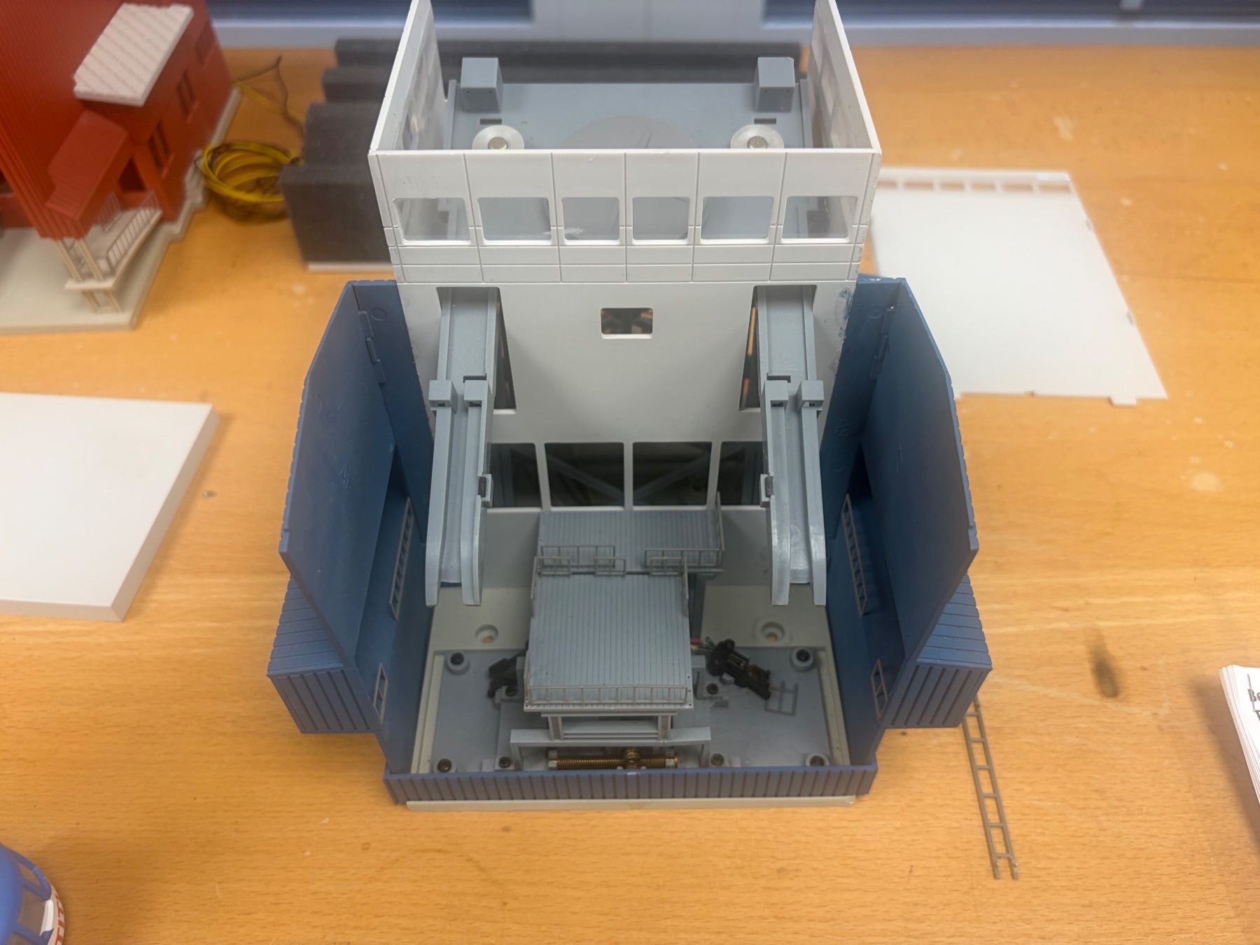 Brawa Modelleisenbahnen: Luftseilbahn H0 Brawa – Gebraucht aus Wil SG von steinlin07 4