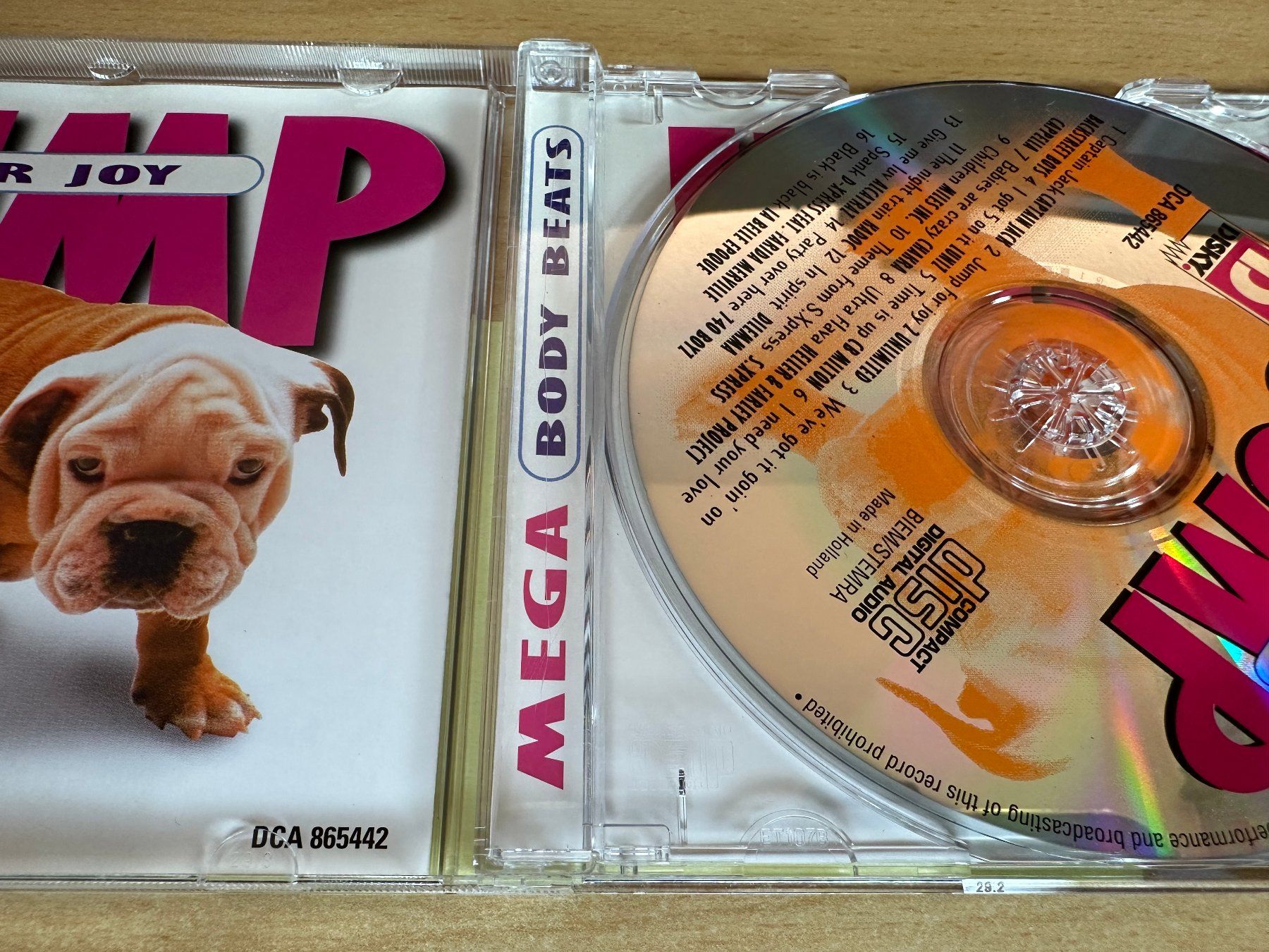 CD: Various – Jump For Joy – Usato da Rikon im Tösstal venduto da Alpenmutz 2