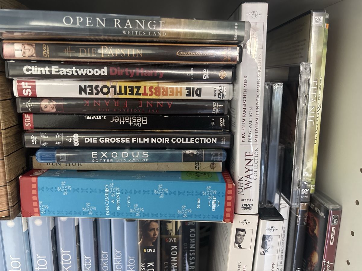 Tous les DVDs: Filme Diverse – D'occasion à Winterthur par Pescheweber 3