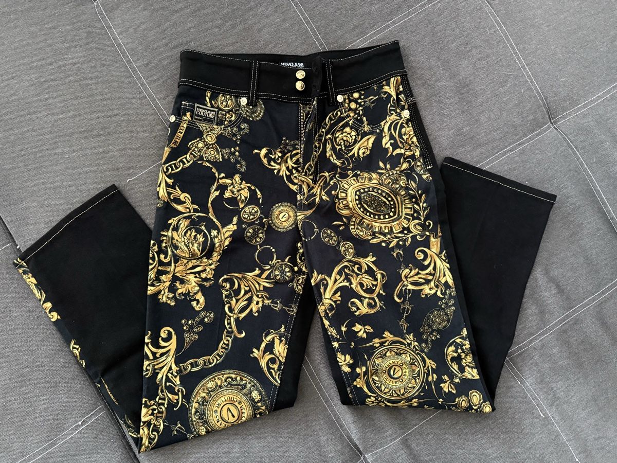 Versace Jeans: Neue Jeans von Versace Gr.26 – Nuovo e nell'imballaggio originale da Reinach AG venduto da innamac