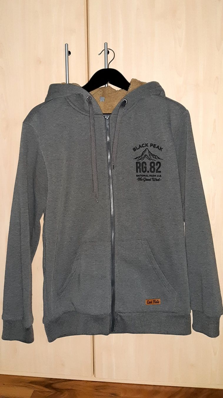 Giacche & Cappotti: Warme Herren Black Peak-Jacke, Grösse S, grau – Nuovo (secondo la descrizione) da Kirchberg BE venduto da CZ09